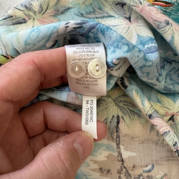 NEW Relax Tommy Bahama Women's Short Sleeve Tropical Beach Scene Camp Shirt L‎ - Picture 10 of 16